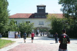 main-gate-dachau